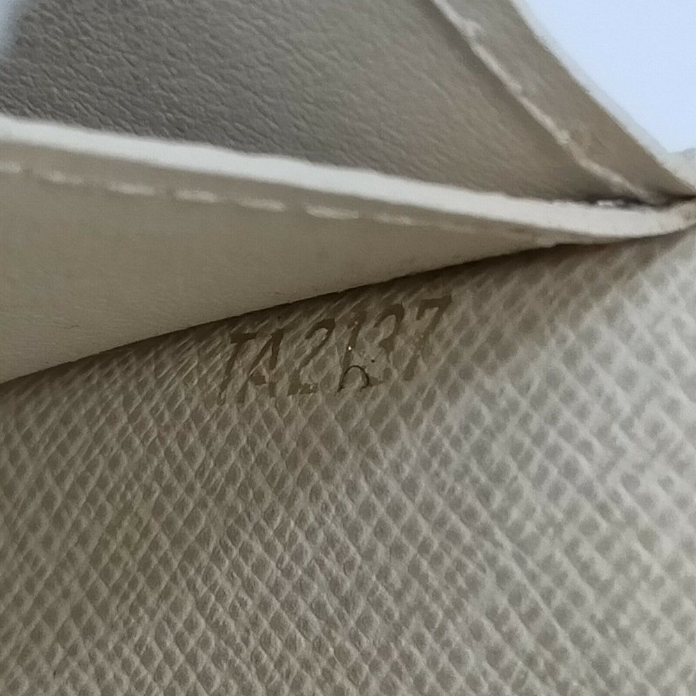 Louis Vuitton Long Wallet Portefeuille Emilie - Picture 9 of 9